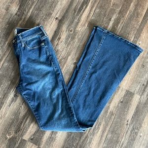 Frame Le High Flare Jean